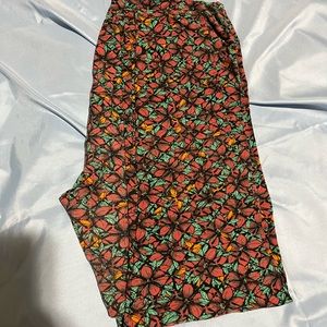 LuLaRoe buttery soft leggings